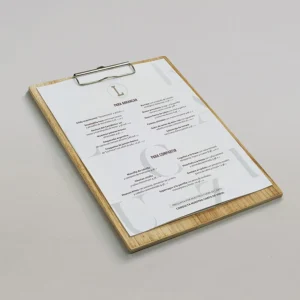 Imprimir portamenús de madera para restaurante. Cartas de madera grabada para hostelería